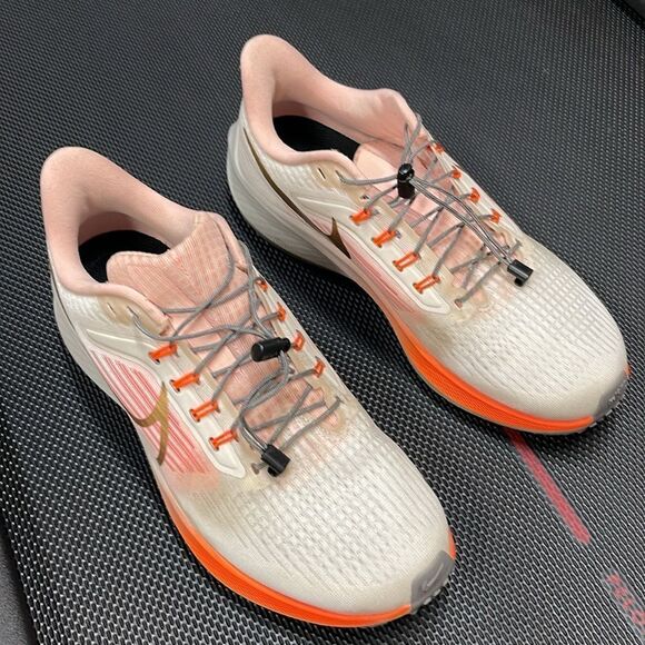 - Nike Air Zoom Pegasus, Women’s Size 7 - Picture 2 of 8